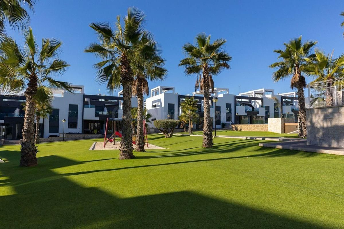 Apartamento 2 habitaciones 74m² en venta - Punta Prima - foto 4
