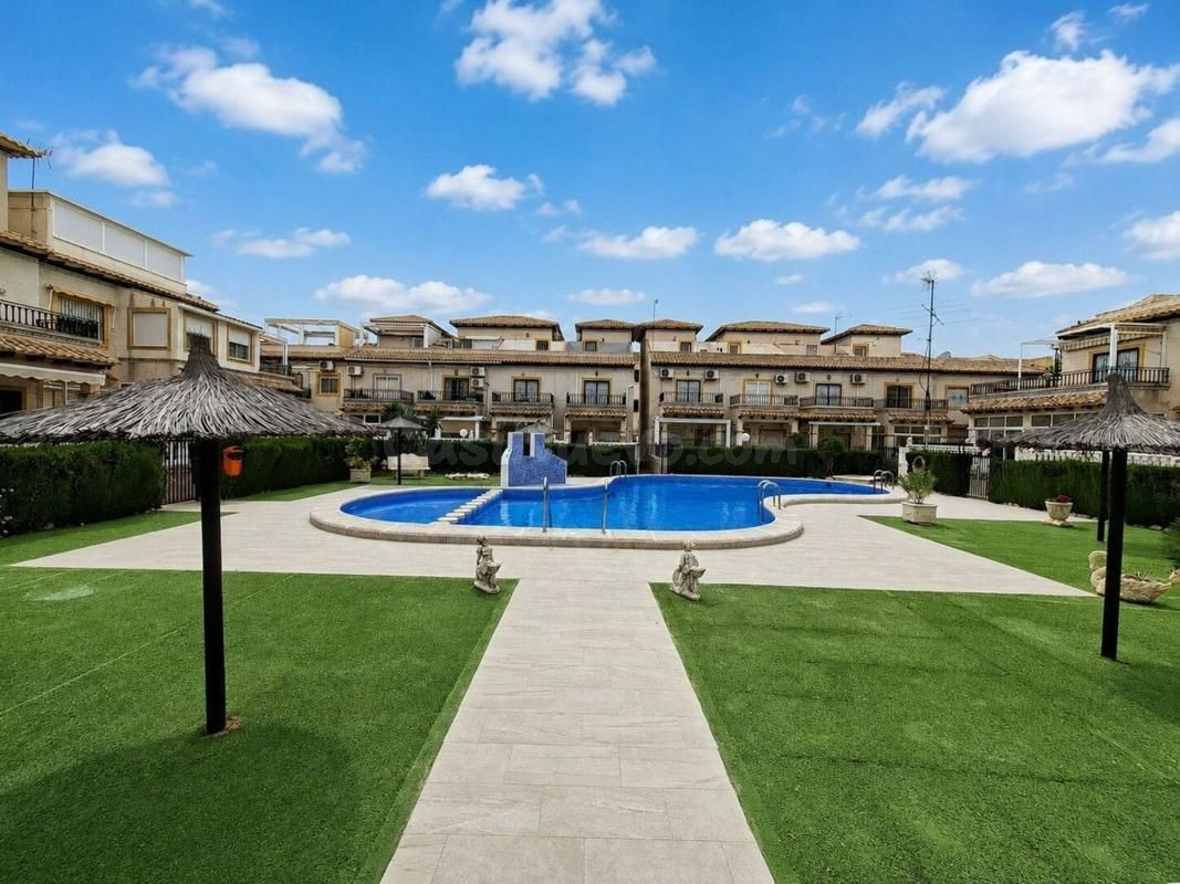 Apartamento 2 habitaciones 52m² en venta - Punta Prima - foto 2