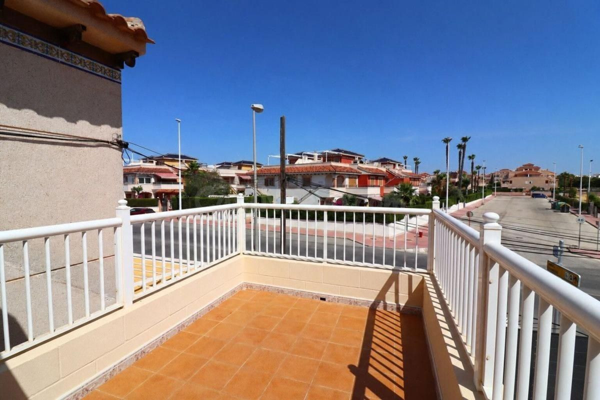 Apartamento 2 habitaciones 52m² en venta - Punta Prima - foto 4