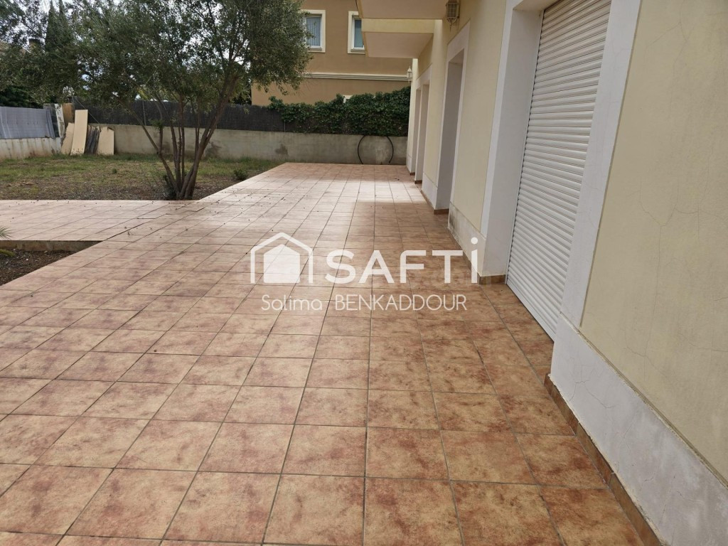 Estupendo chalet de 998 m2 de parcela y 620 m2 de vivienda. - foto 4