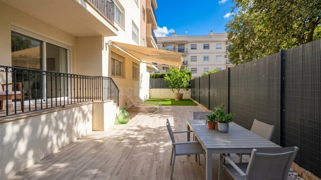 Una casa para disfrutar de Palma, dentro y fuera, en Cami dels Reis