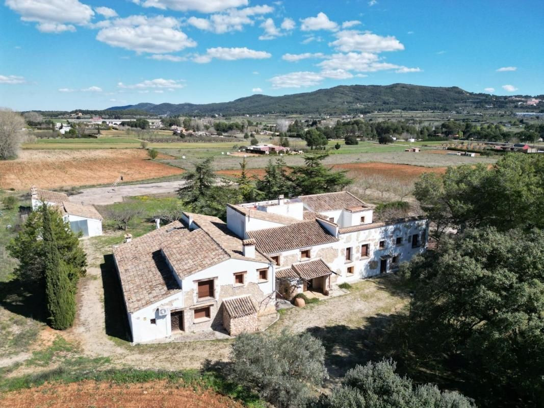 Local comercial 1700m² en venta - Comunidad valenciana - foto 3