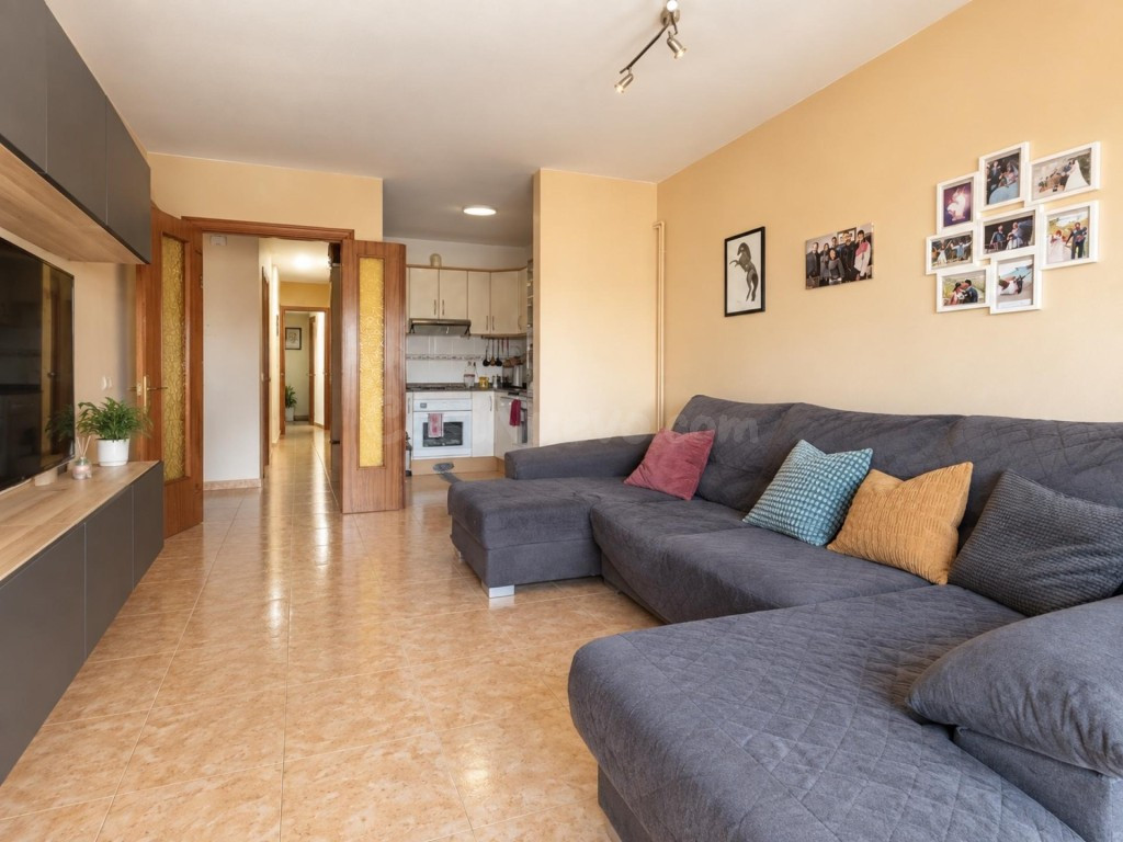 Piso con terraza y balcón en Les Roquetes, Sant Pere de Ribe - foto 3