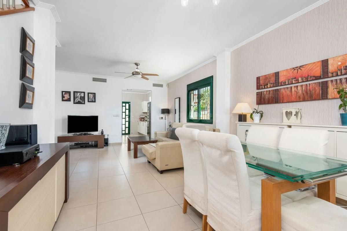 Villa 4 habitaciones 192m² en venta - Doña Pepa