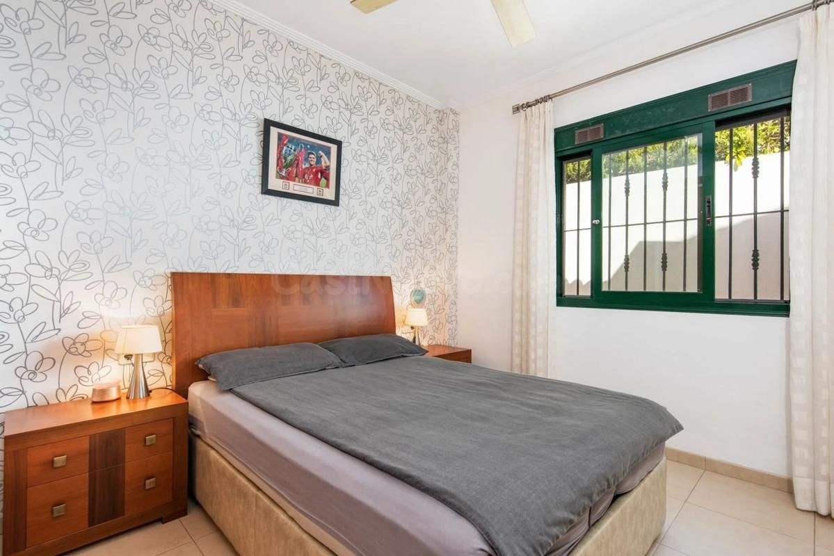 Villa 4 habitaciones 192m² en venta - Doña Pepa - foto 3