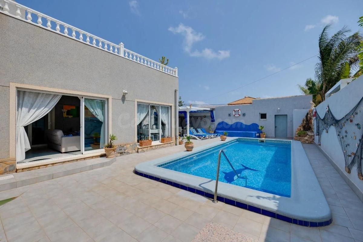 Villa 4 habitaciones 250m² en venta - Agua Marina - foto 3
