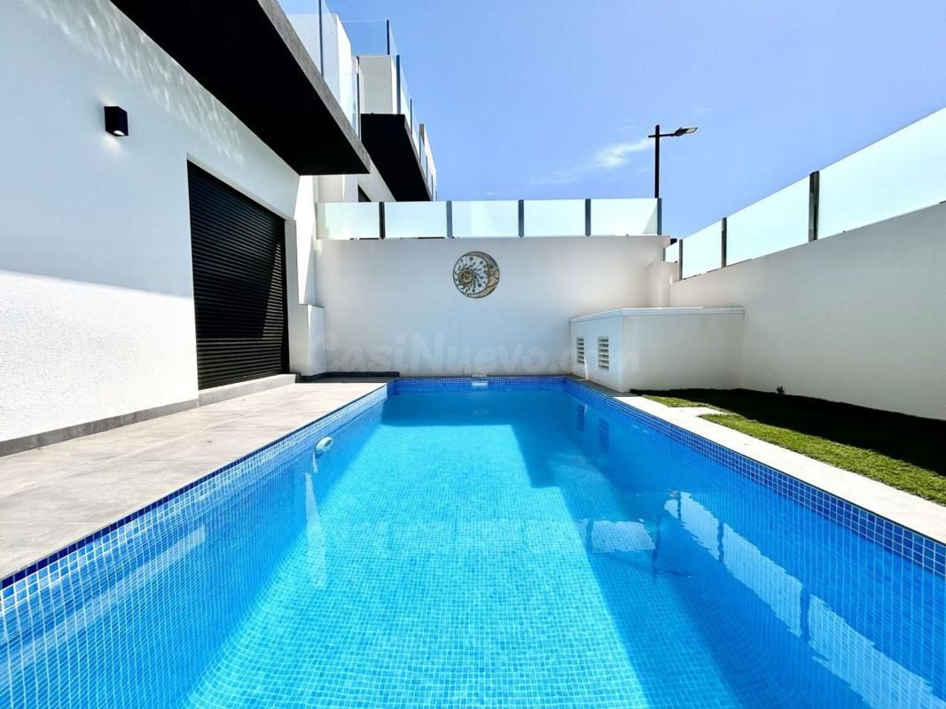 Villa 2 habitaciones 110m² en venta - Las Filipinas - foto 2