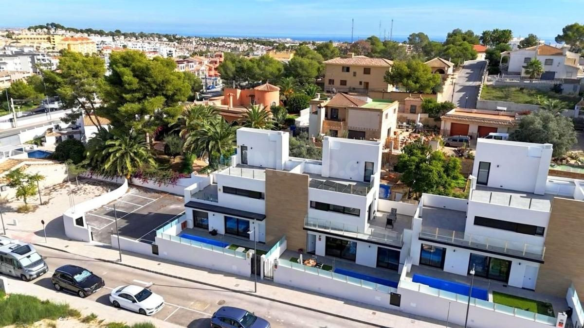 Villa 2 habitaciones 110m² en venta - Las Filipinas - foto 3