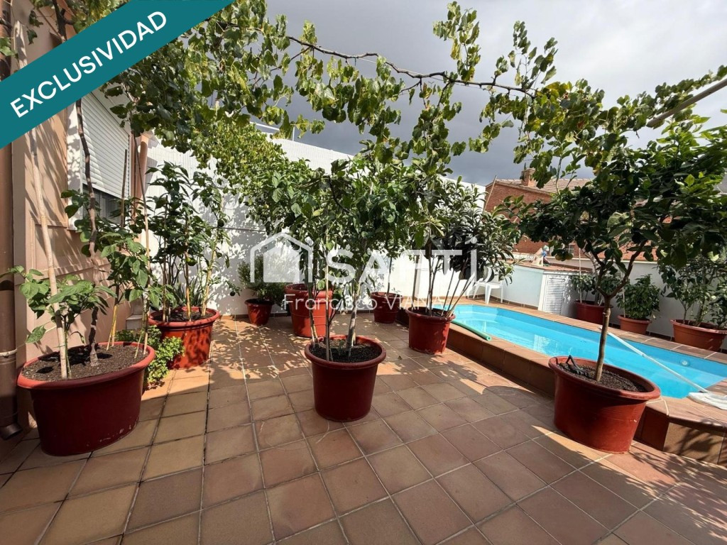 Gran casa con piscina, garaje y mucho espacio - foto 2
