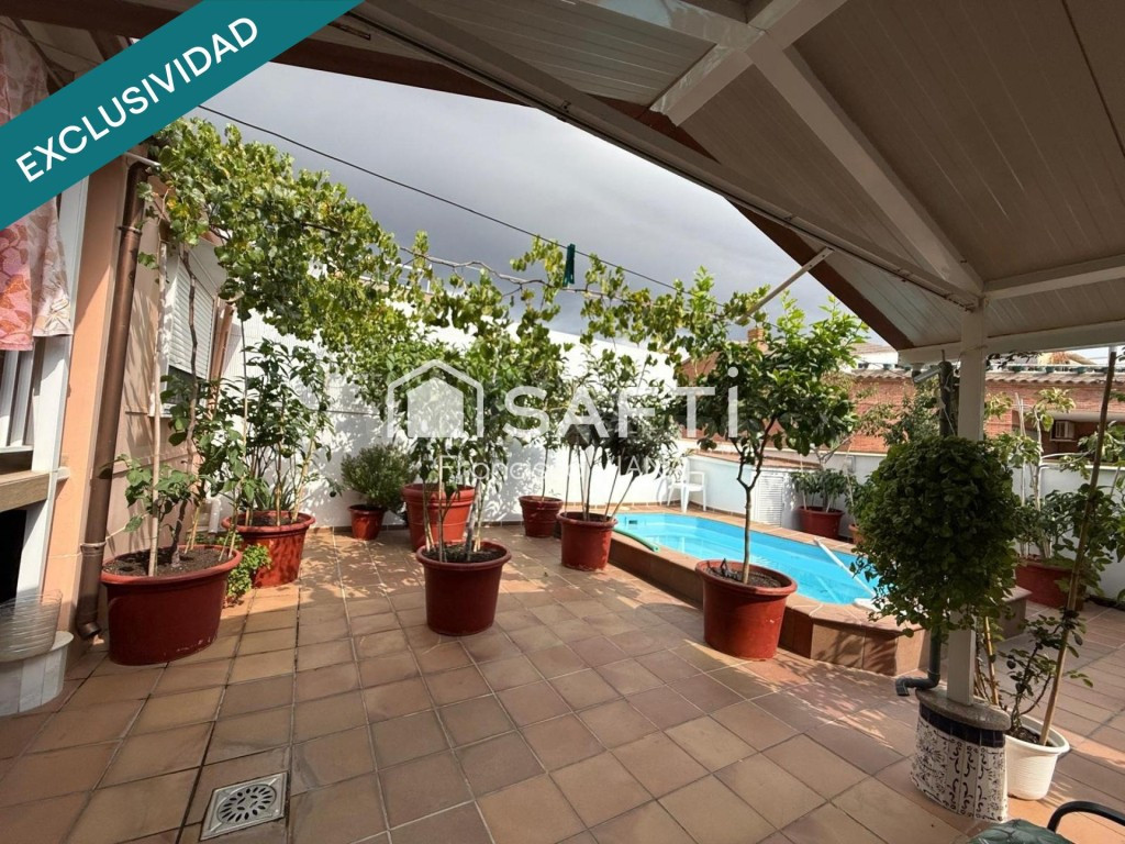 Gran casa con piscina, garaje y mucho espacio - foto 3