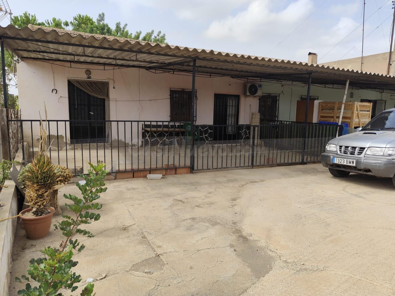 Parcela con 5 Solares Urbanizables en Aguaderas - foto 2