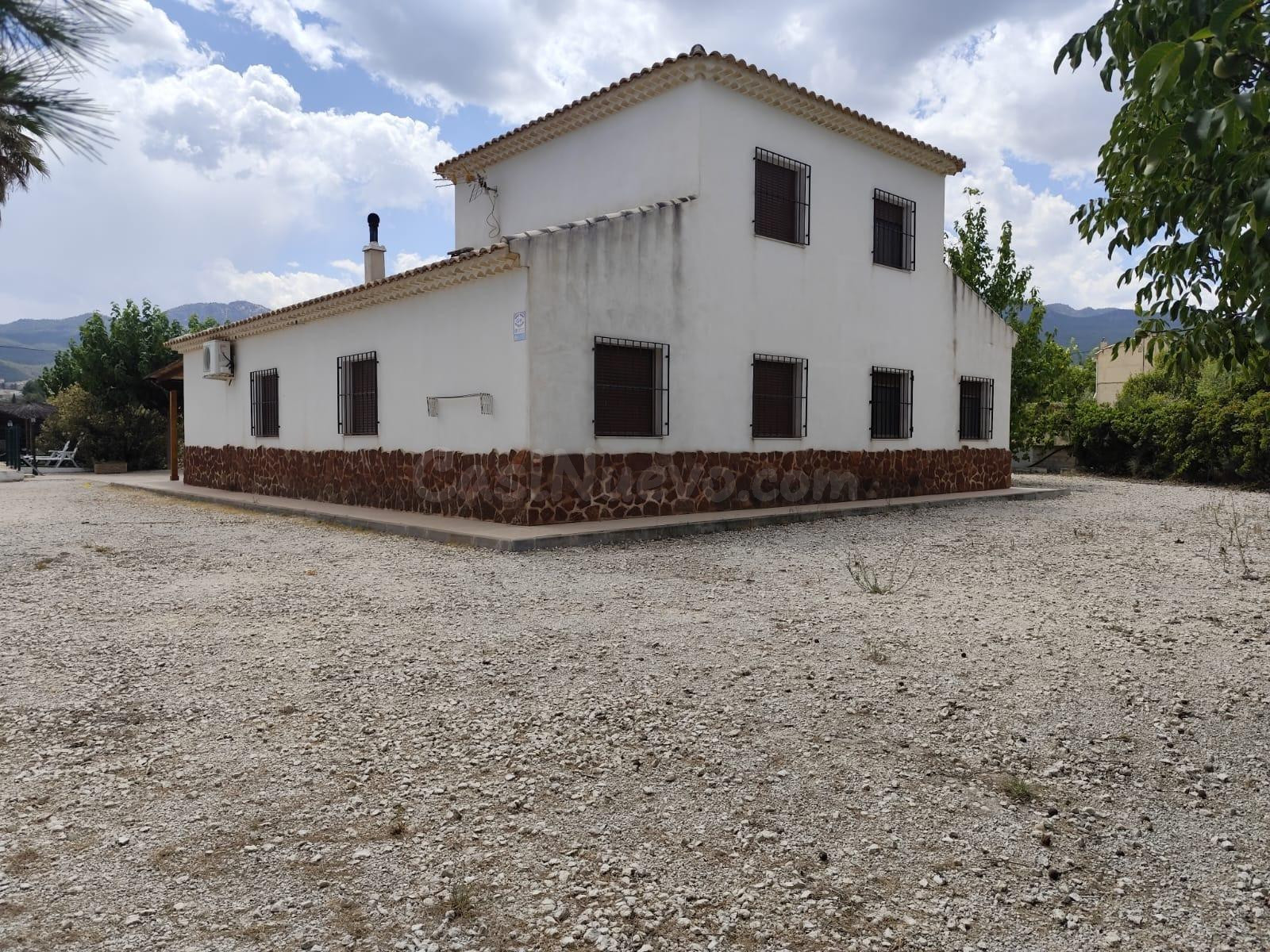 Dos Casas Rurales en Venta en Moratalla