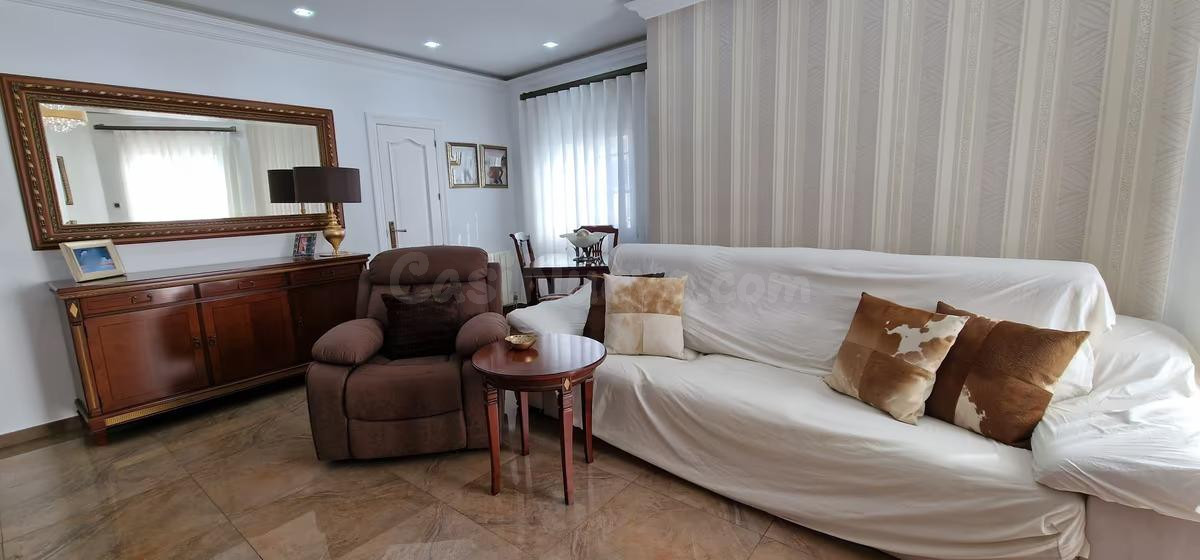 Casa Adosada en Venta en Totana - foto 5