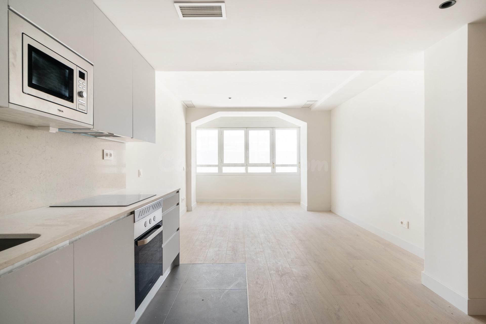Piso 1 habitación 64m² en alquiler - Chamartin - foto 2