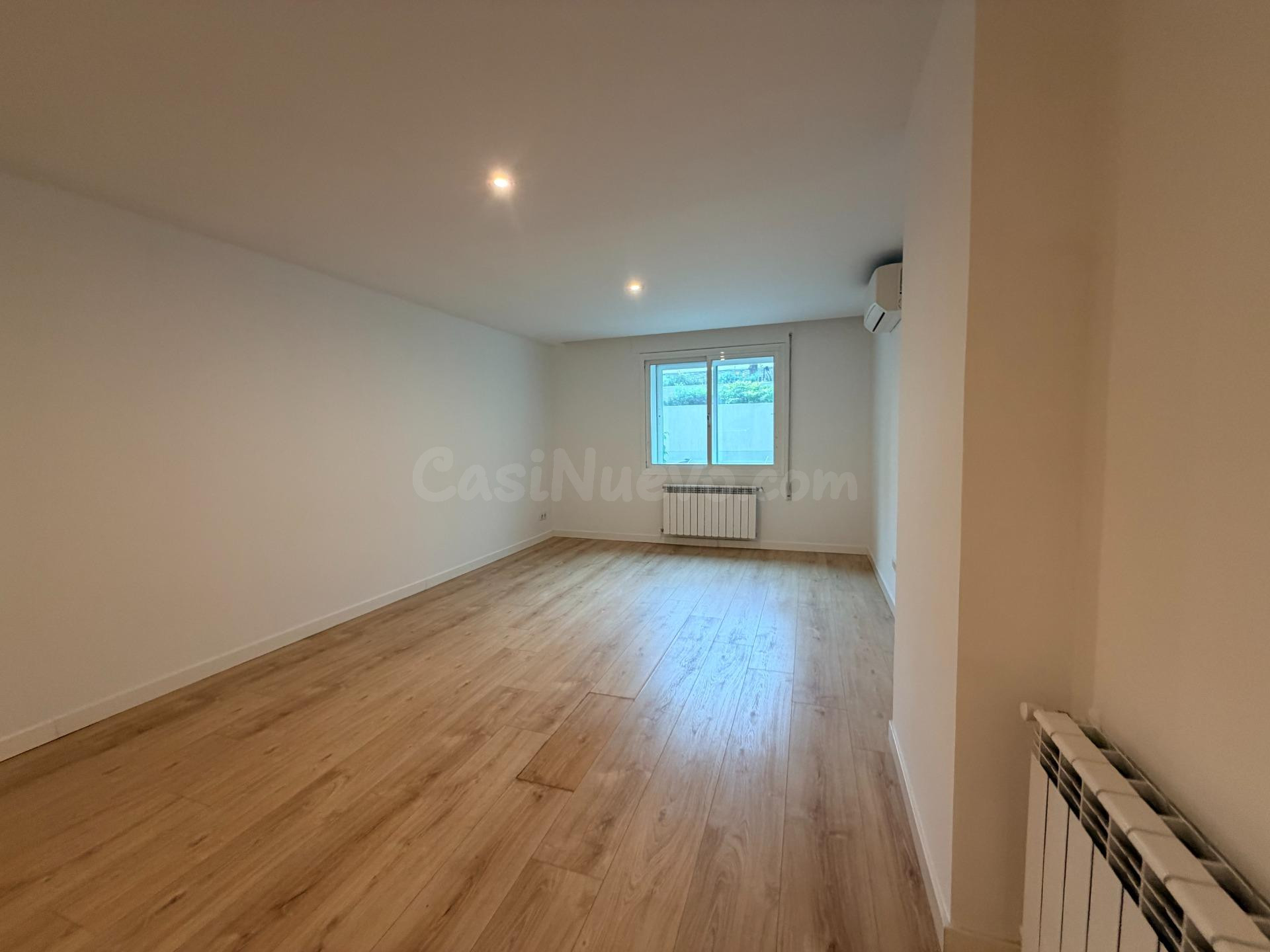 ESTUPENDO BAJO EN NUGA CASTELLANA - foto 4