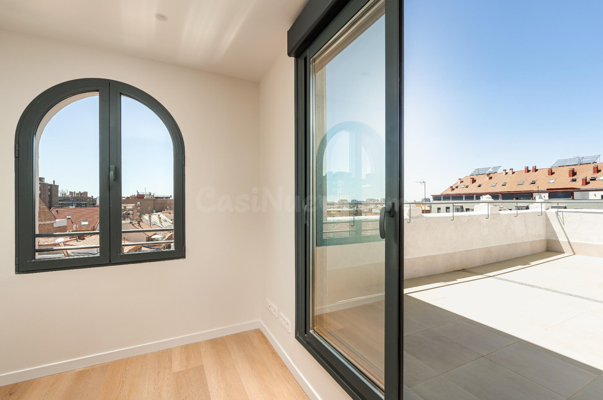 ATICO CON TERRAZA NUEVO A ESTRENAR | 49 m2 | CALLE SALVIA 1