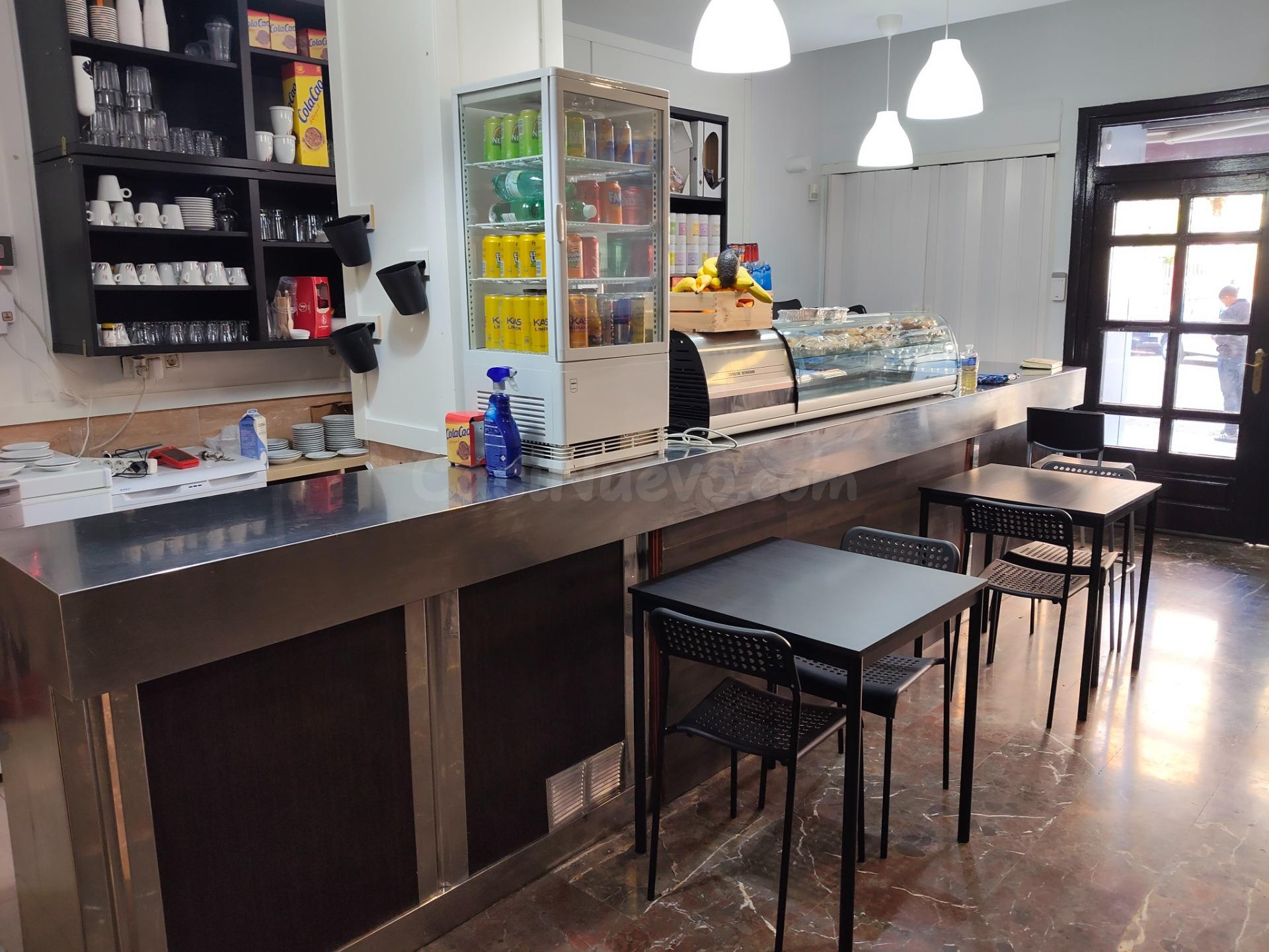 SE TRASPASA BAR-RESTAURANTE EN JULIAN SANZ IBAÑEZ