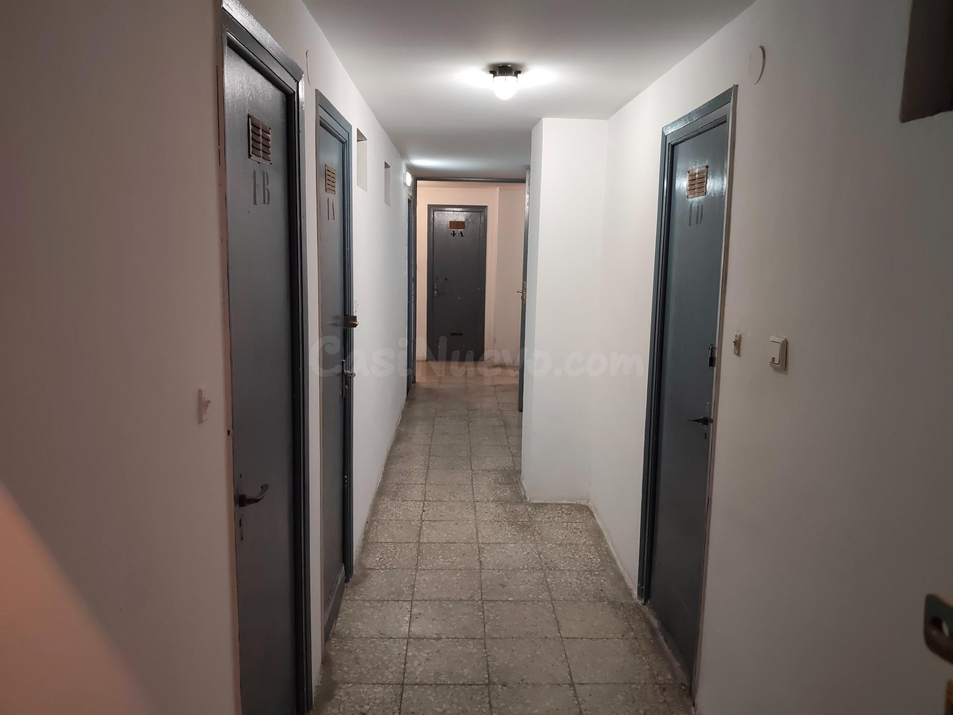 SE ALQUILA TRASTERO EN CALLE ISLA DE IBIZA - foto 5