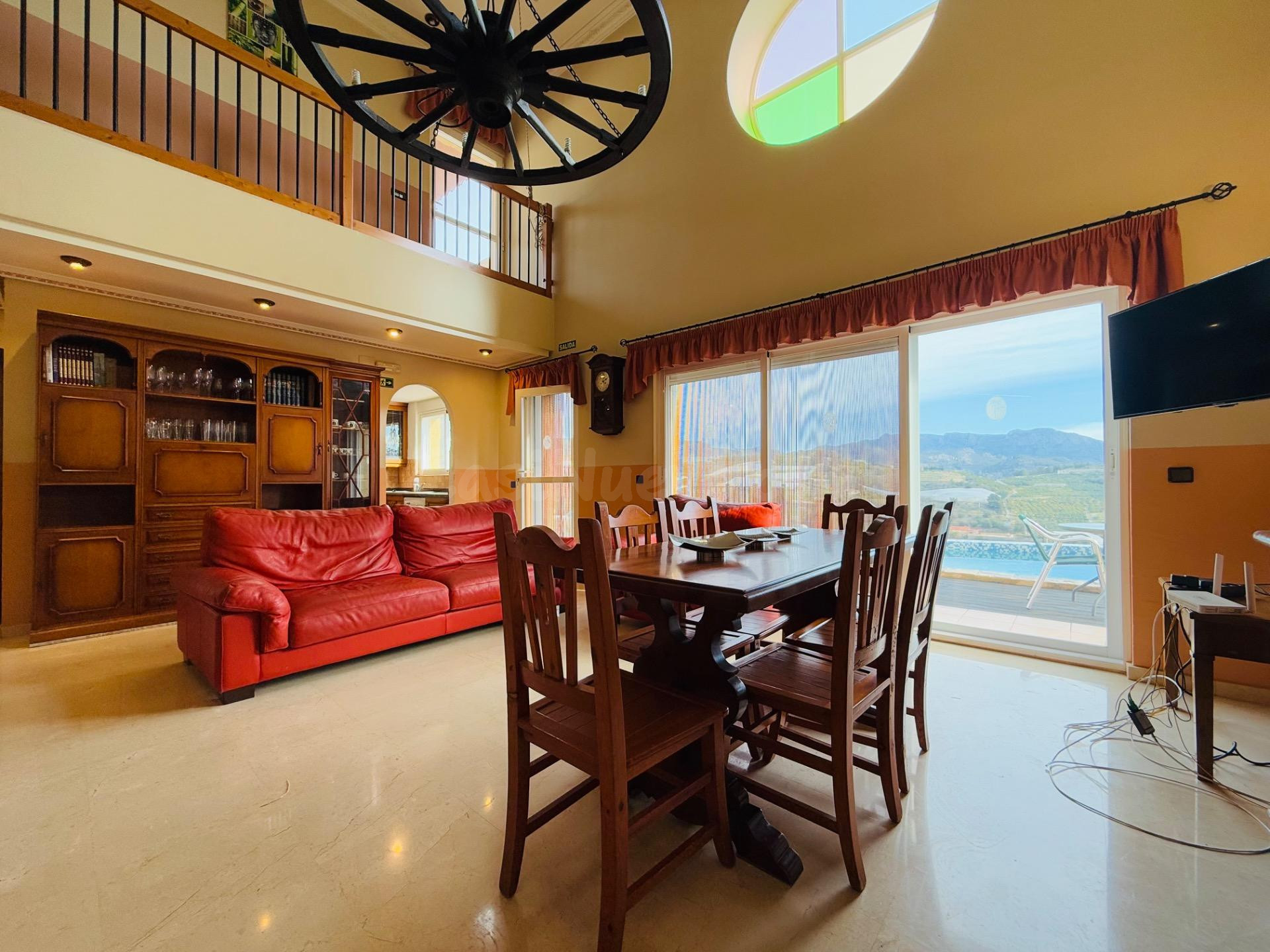 Exclusiva Villa con Vistas al Mar y la Montaña en Almedia (C - foto 3