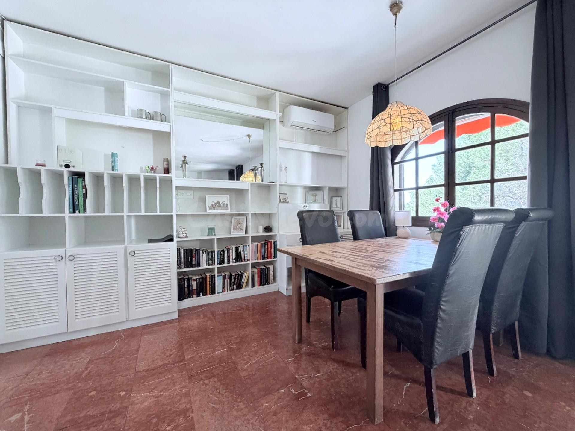 Chalet independiente con gran parcela y múltiples posibilida - foto 4