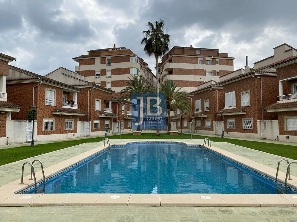 Piso 2 habitaciones 104m² en alquiler - PLAZA ESPAÑA - foto 2