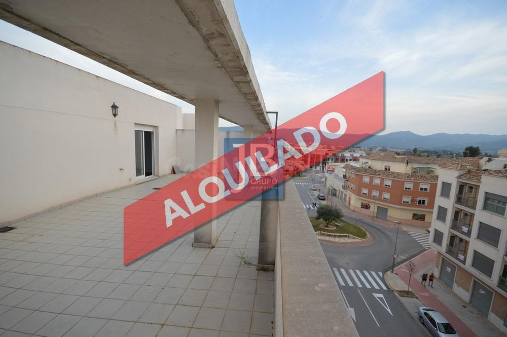Ático 3 habitaciones 143m² en alquiler - AVD CASTELLA