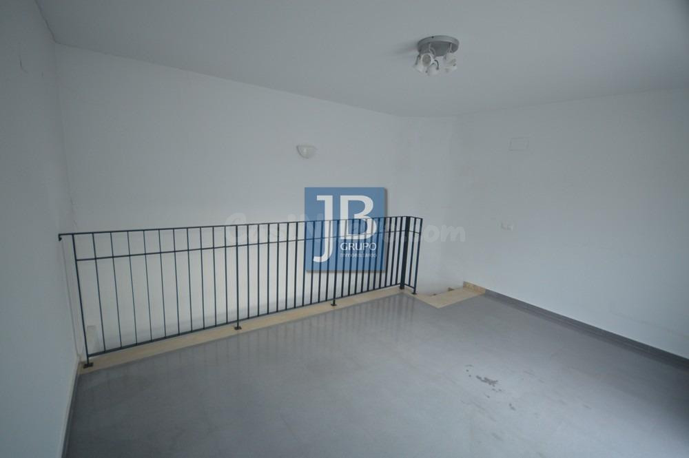 Ático 3 habitaciones 143m² en alquiler - AVD CASTELLA - foto 5