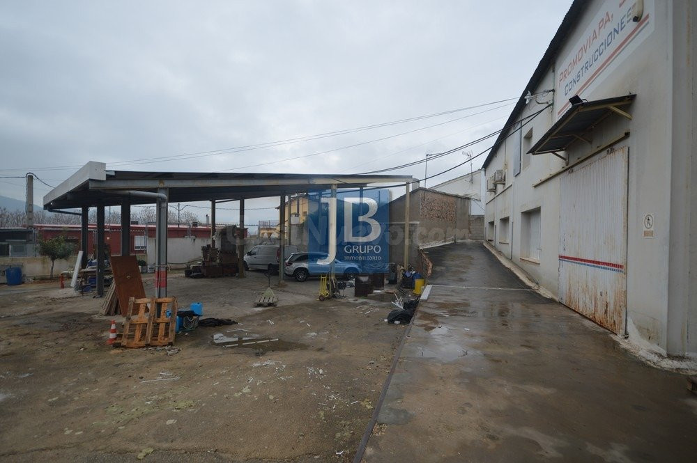 Nave industrial 1224m² en venta - POLIGONO - foto 4