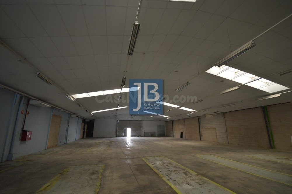 Nave industrial 1500m² en alquiler - POLIGONO - foto 5