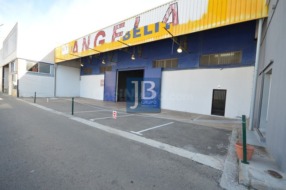 Nave industrial 1000m² en venta - POL. IND. ITV - foto 2