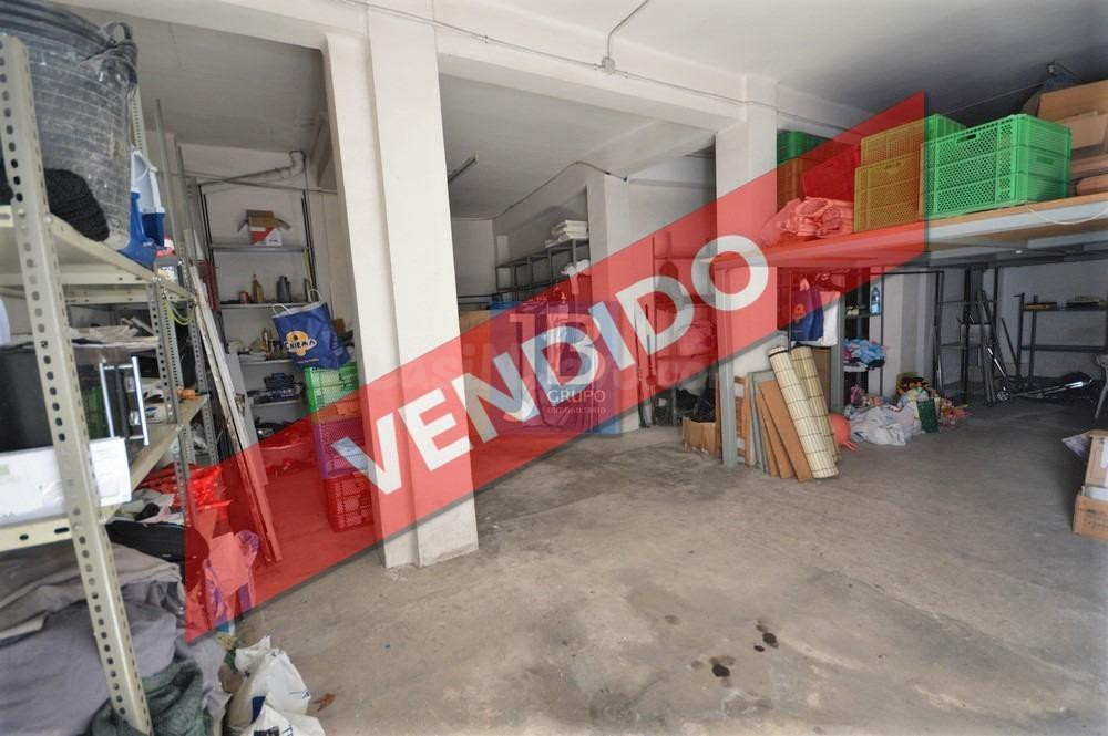 Local comercial 75m² en venta - CORRETGERIA