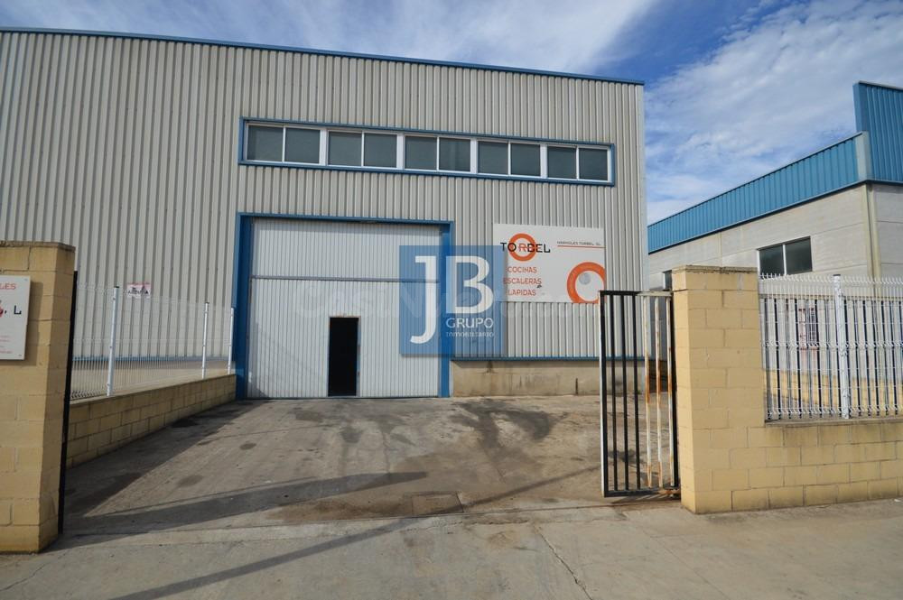 Nave industrial 400m² en alquiler - NOVETLE - foto 3