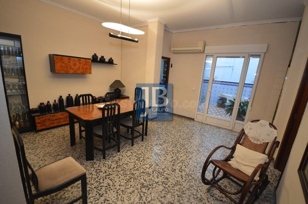 Casa 3 habitaciones 134m² en venta - CASCO URBANO - foto 5