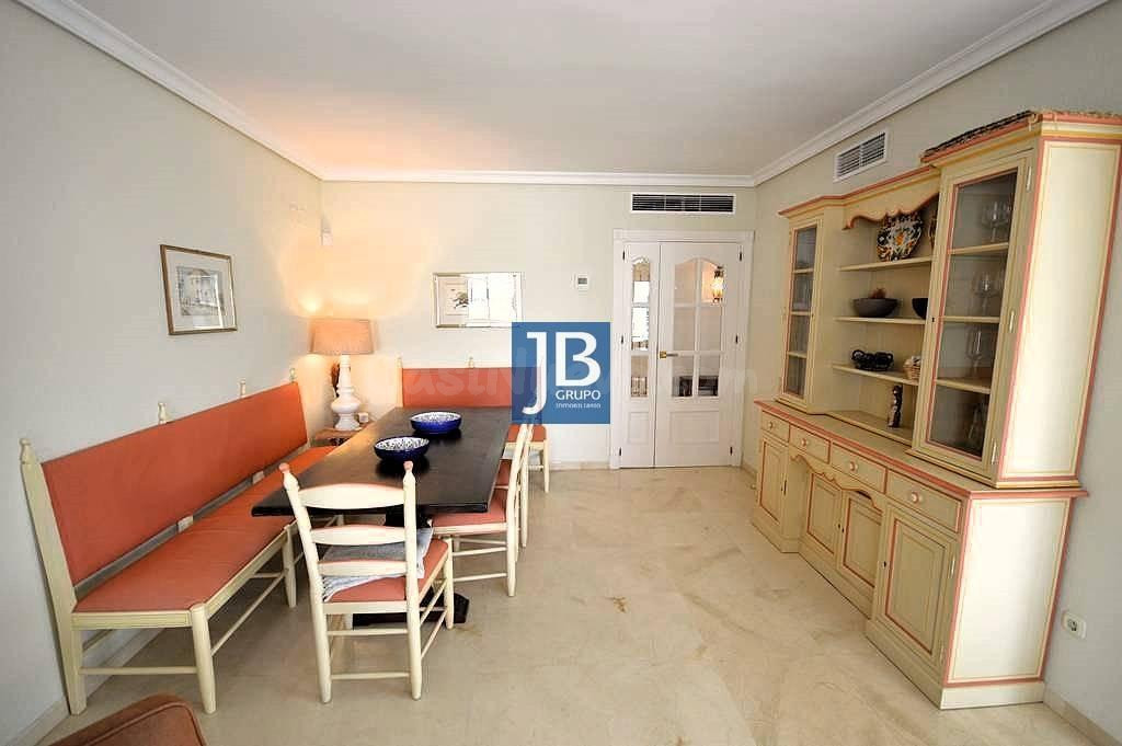 Exclusivo Ático a 70m del Mar en Dominion Beach, Estepona |  - foto 3