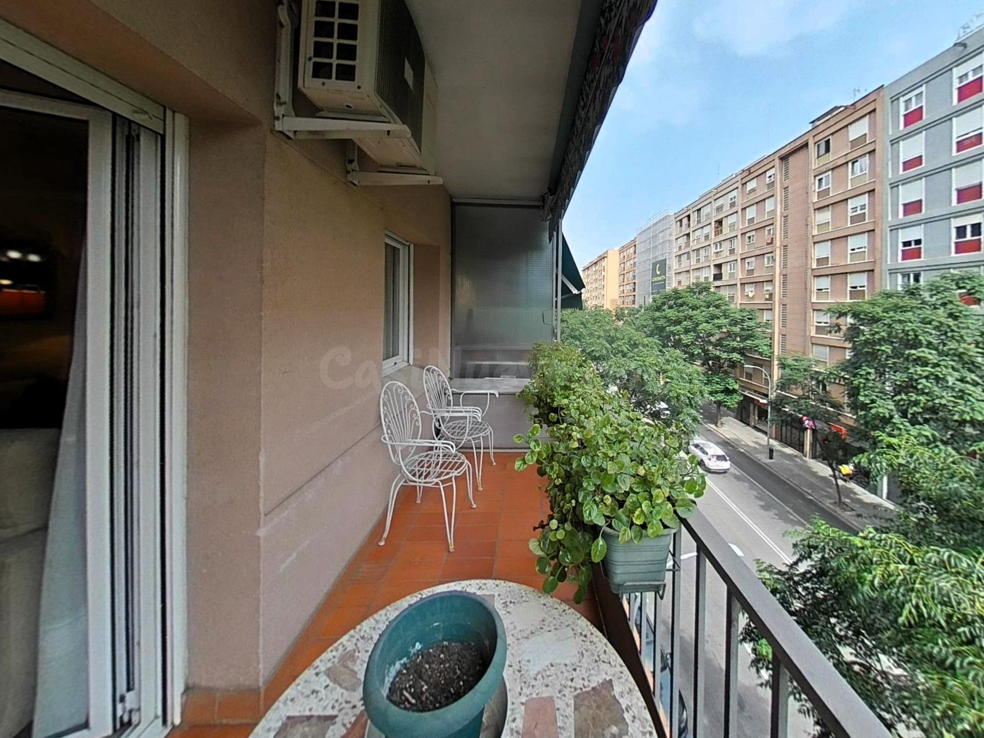 Piso, parking, trastero. Oportunidad Única en La Creu Alta - foto 2