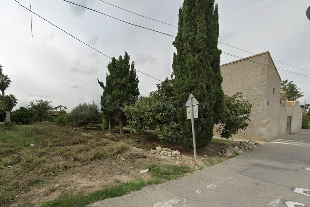 Casa con gran terreno en venta