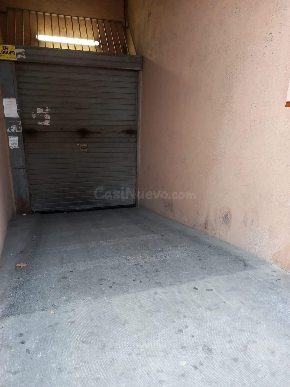 2 Plazas de parking en venta – Frente a Mossos d'Esquadra - foto 4