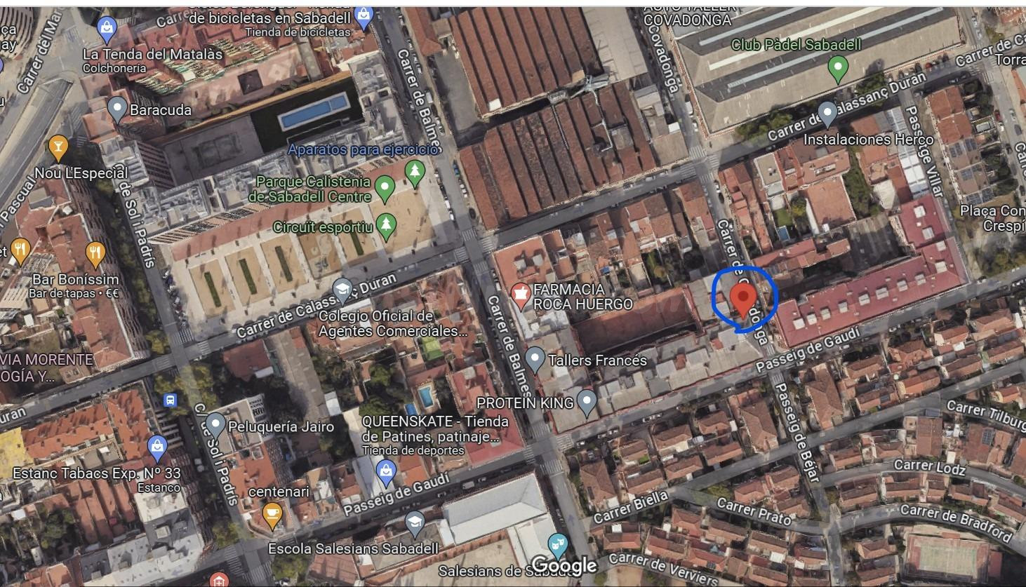Plaza para coche pequeño o dos motos - foto 5