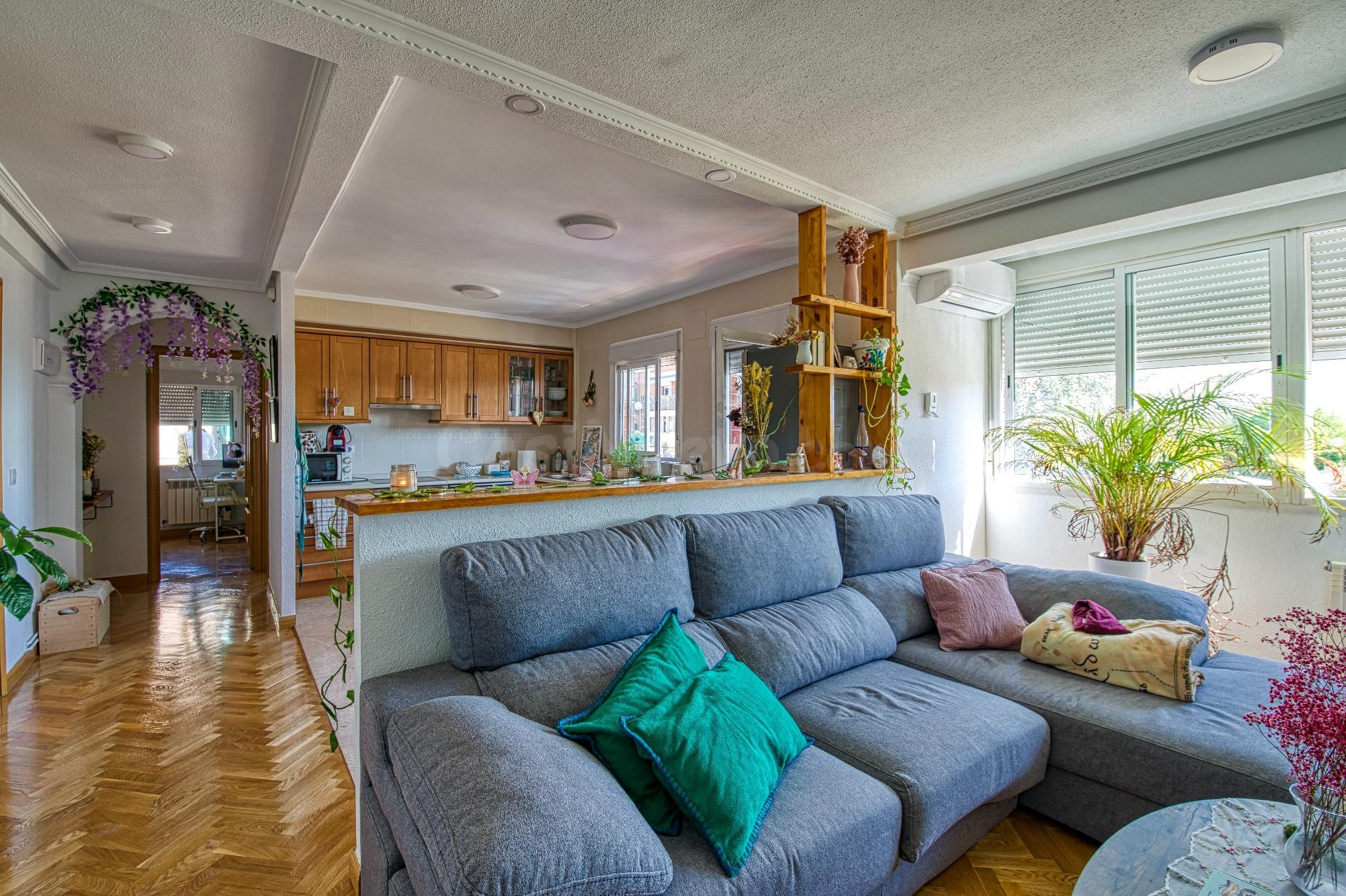 Piso en Venta en Calle Miguel de la Roca, Puente de Vallecas - foto 3