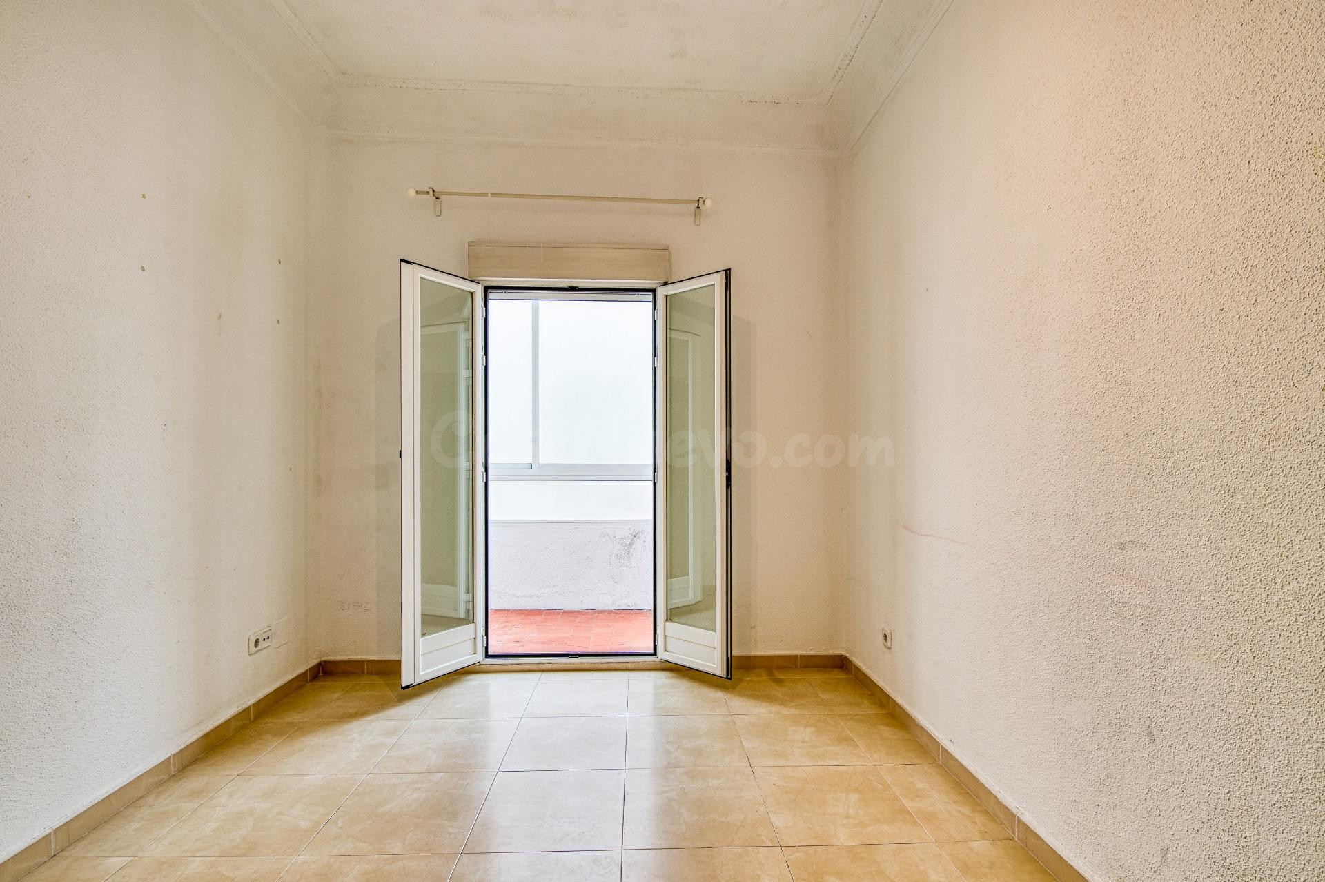 Piso en venta en Calle Ibiza, junto al Parque del Retiro - foto 5