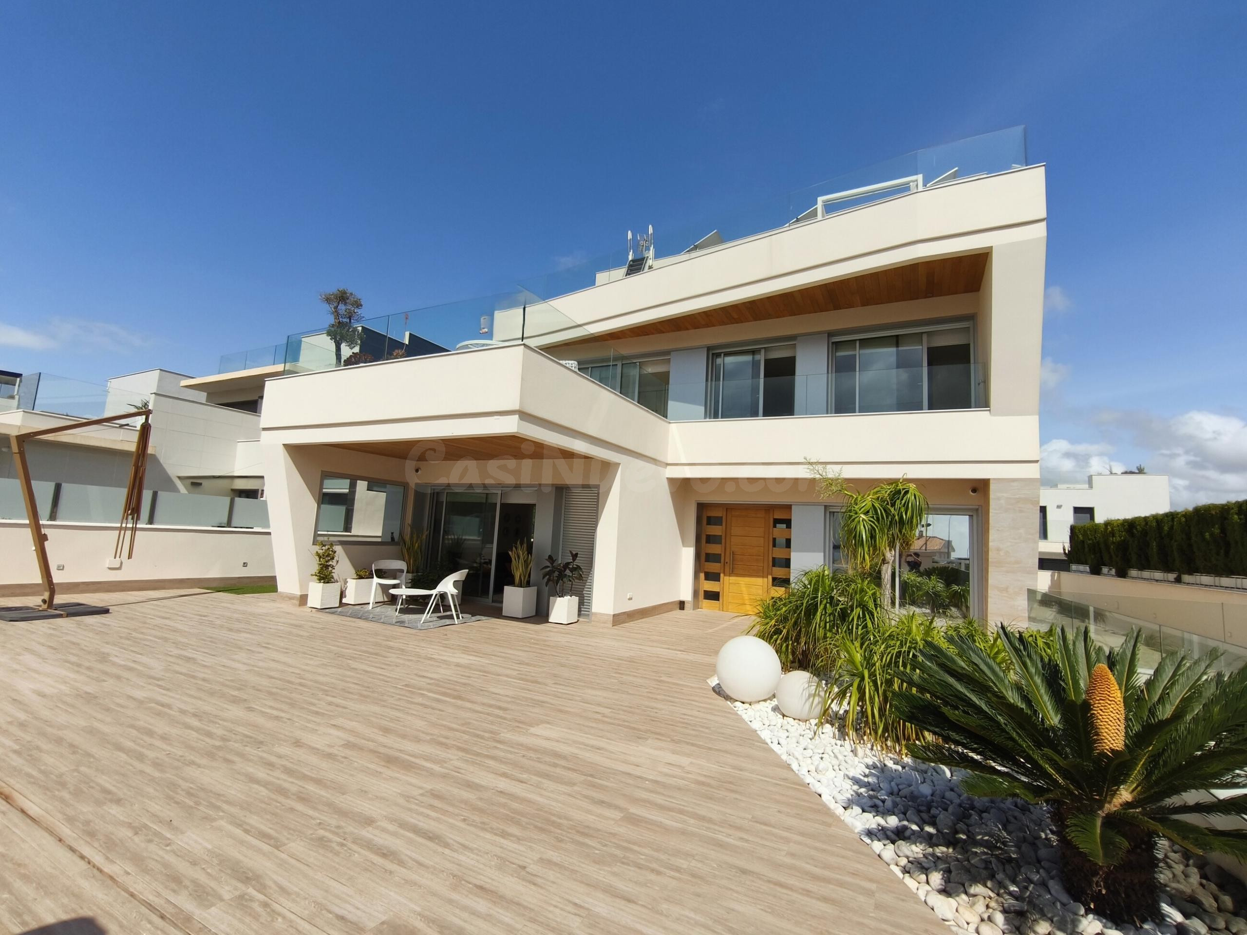 Villa 4 habitaciones 347m² en venta - Campoamor
