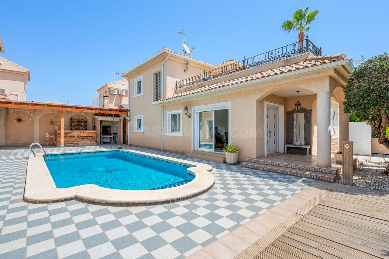 Villa 7 habitaciones 300m² en venta - Torre de la Horadada