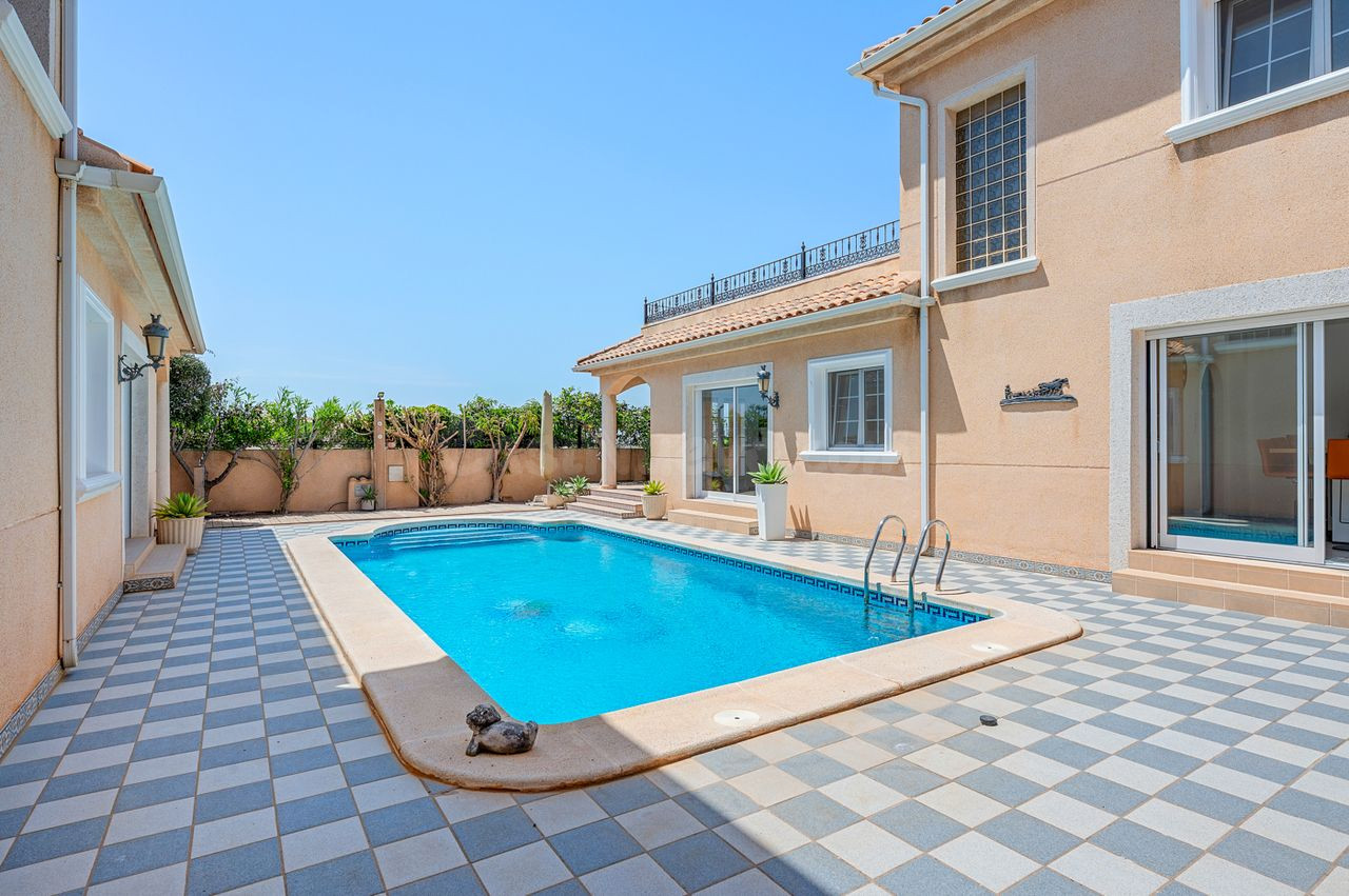 Villa 7 habitaciones 300m² en venta - Torre de la Horadada - foto 5