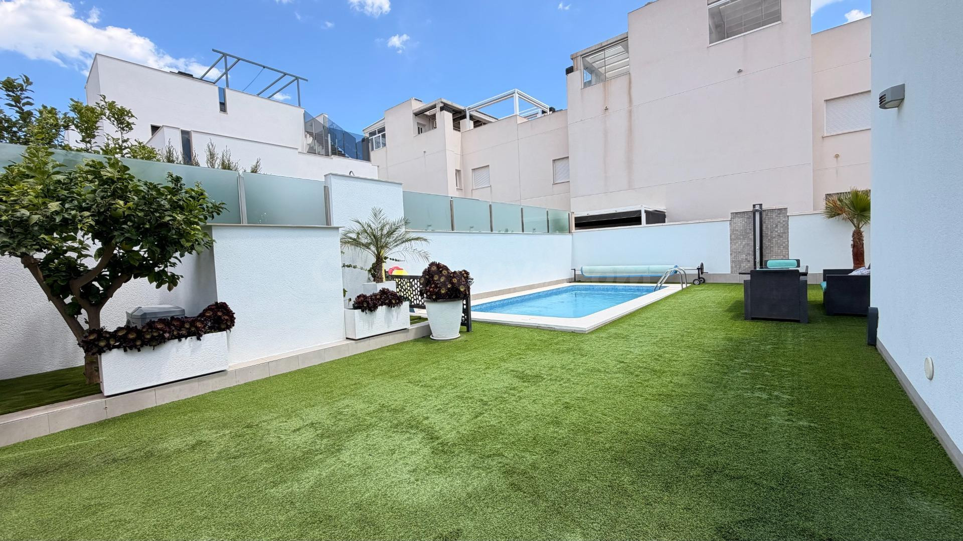 Villa 5 habitaciones 194m² en venta - Aguas Nuevas - foto 4