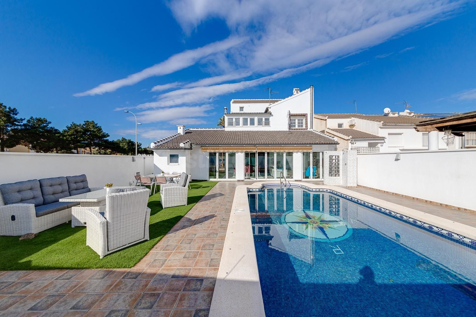 Villa 6 habitaciones 418m² en venta - La Senda del Recuerdo