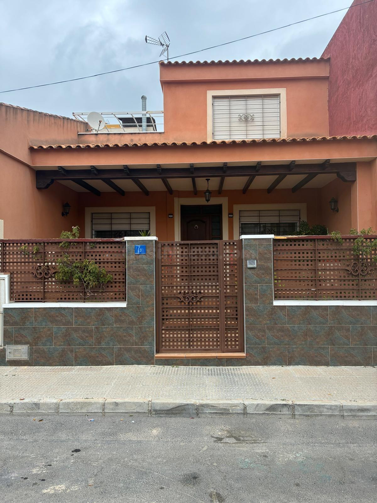 Casa 3 habitaciones 187m² en venta - Pueblo 3