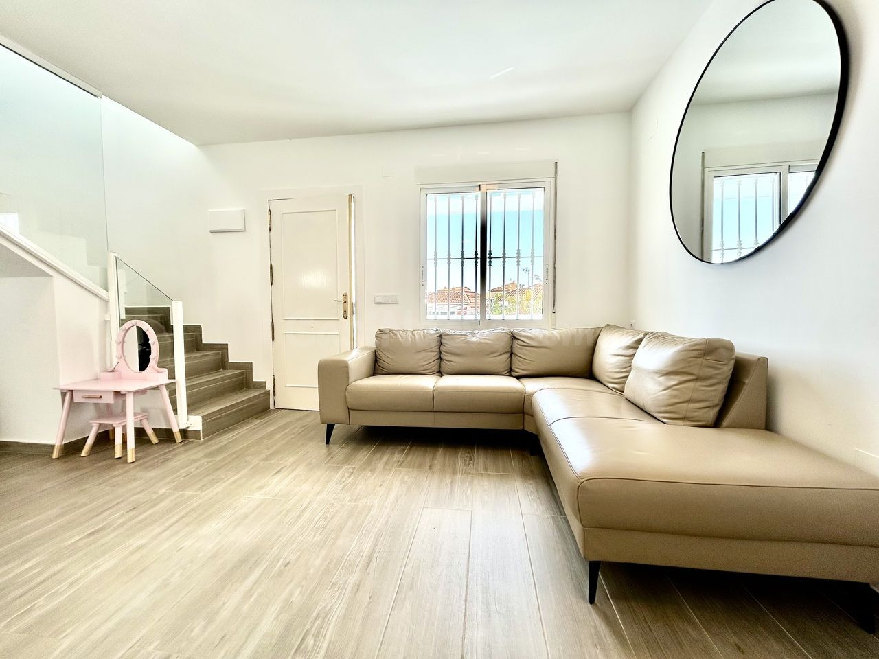 Villa 5 habitaciones 166m² en venta - Villamartín-Las Filipi - foto 5