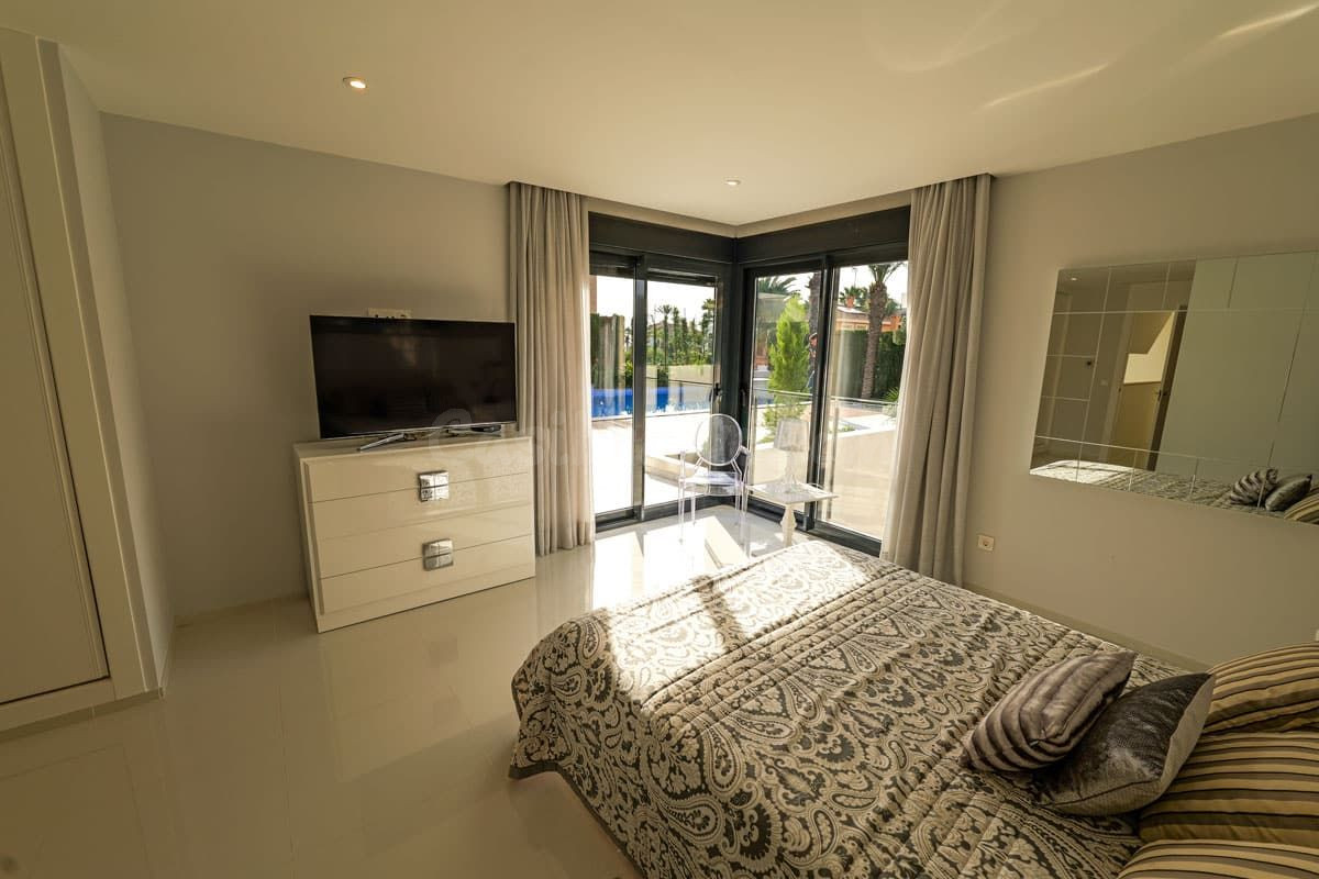 Villa 3 habitaciones 430m² en venta - La veleta - foto 5