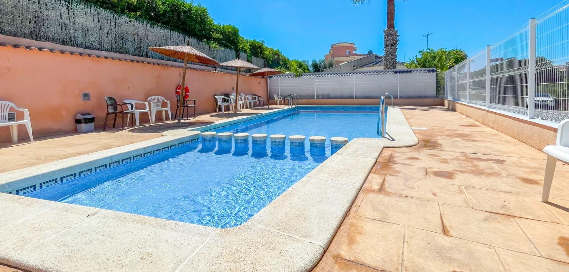 Casa 3 habitaciones 73m² en venta - La Zenia - foto 2