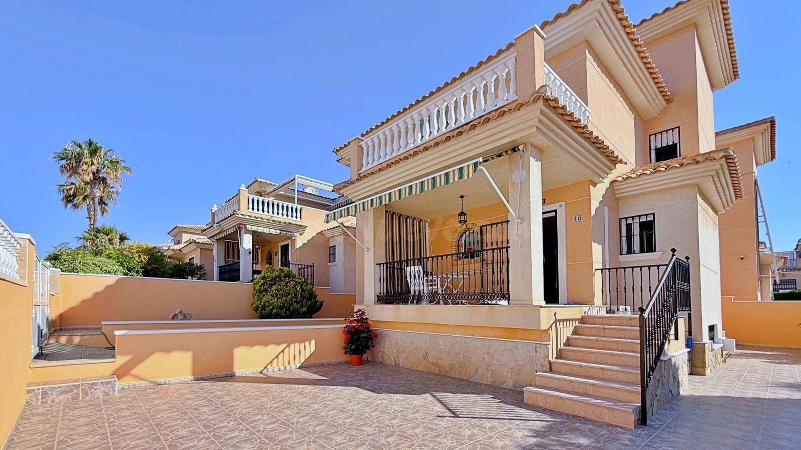 Villa 4 habitaciones 198m² en venta - Orihuela